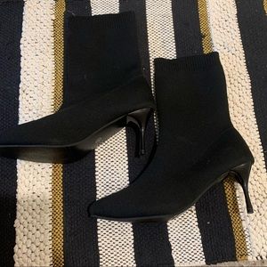 Super cute black sock booties!